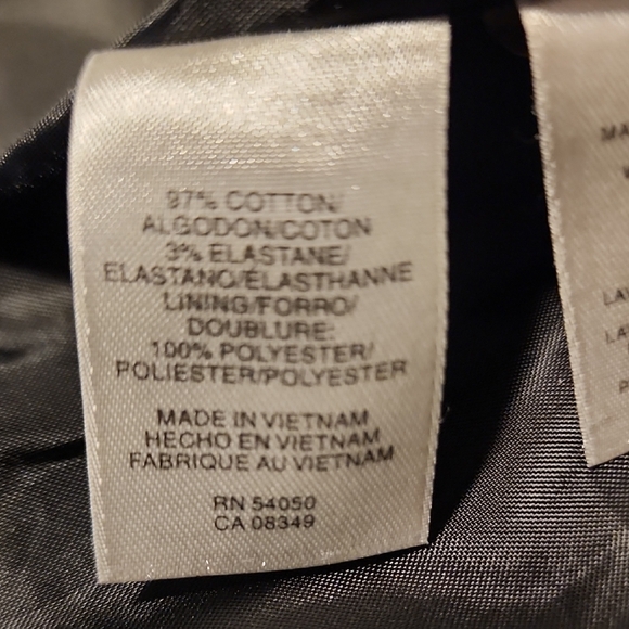 QMack Black Versaitile Jacket for Women - Picture 8 of 8